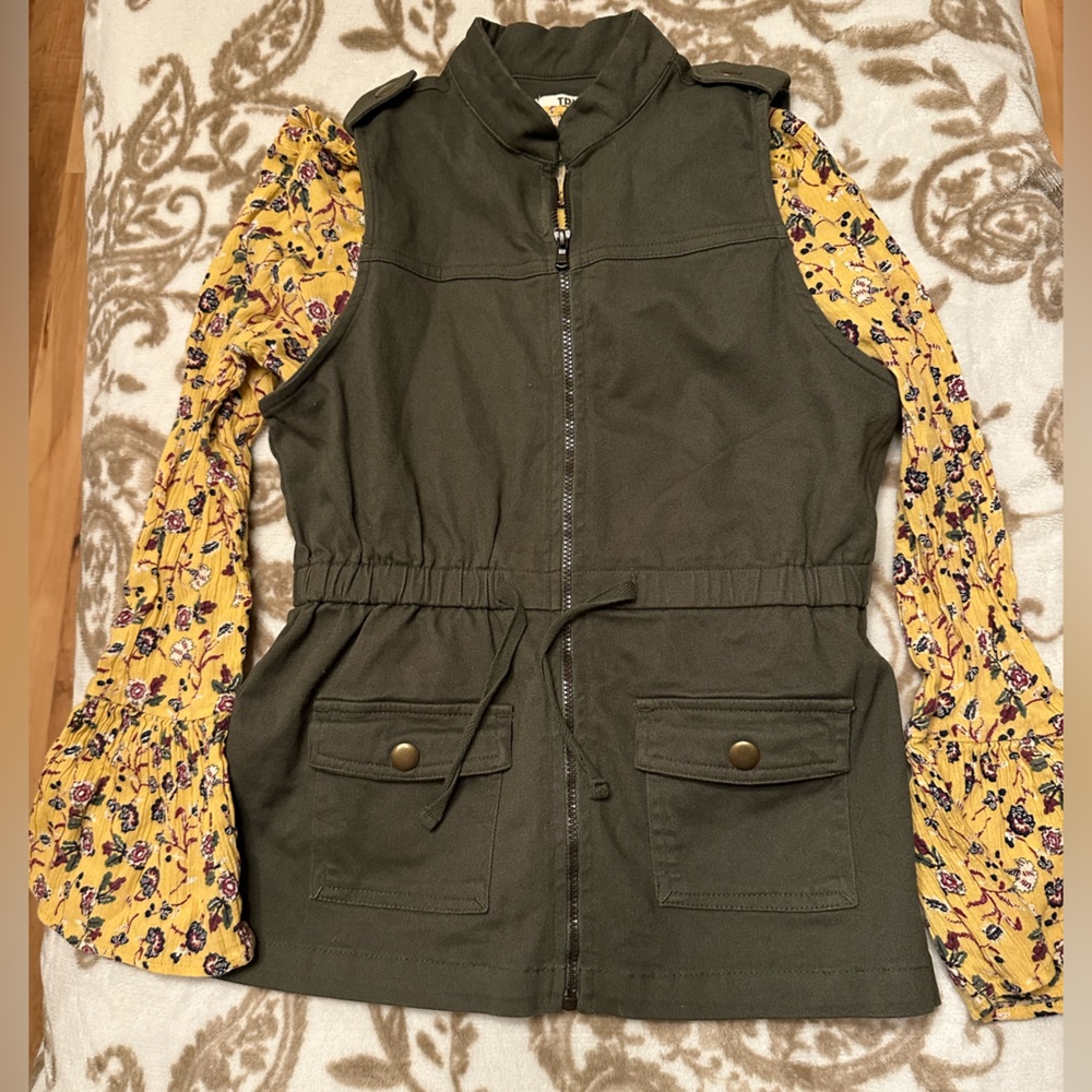 Girls Vest & Blouse - 2 pieces